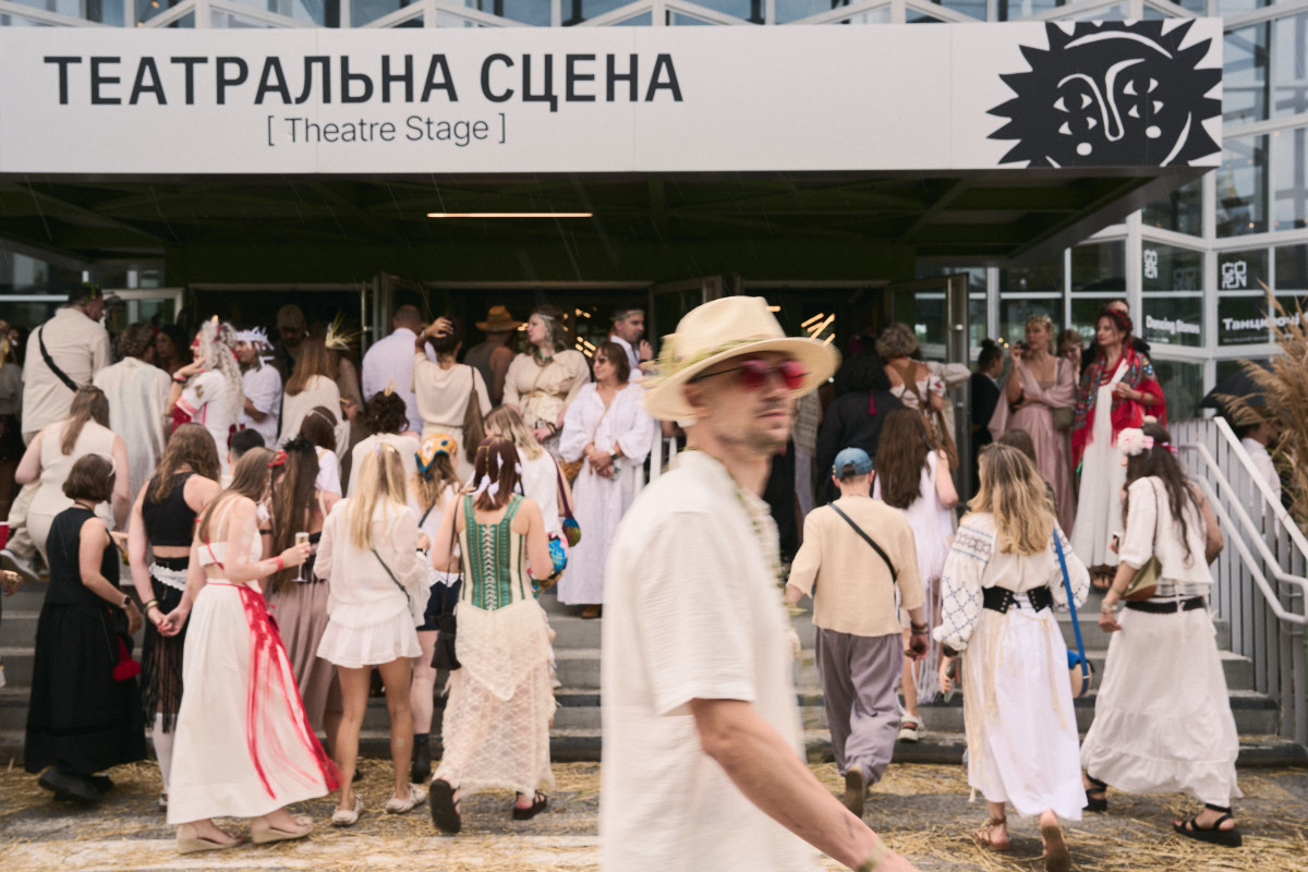 «Вирій. Простонеба»,