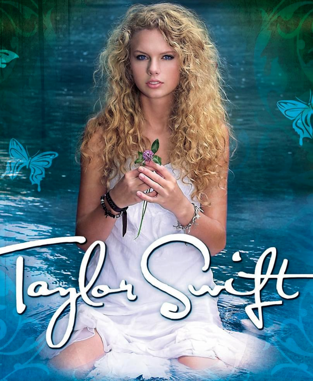 Тейлор Свіфт, перший альбом