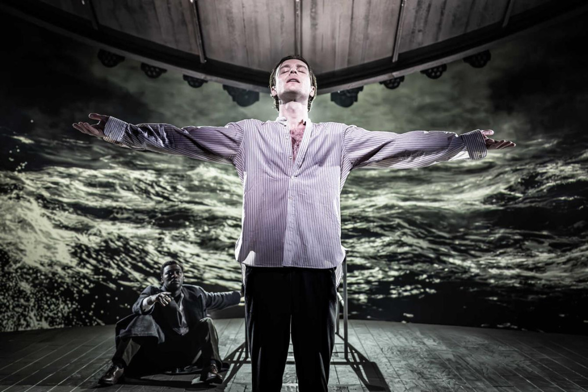 Вистава «Гамлет» в Королівському шекспірівському театрі