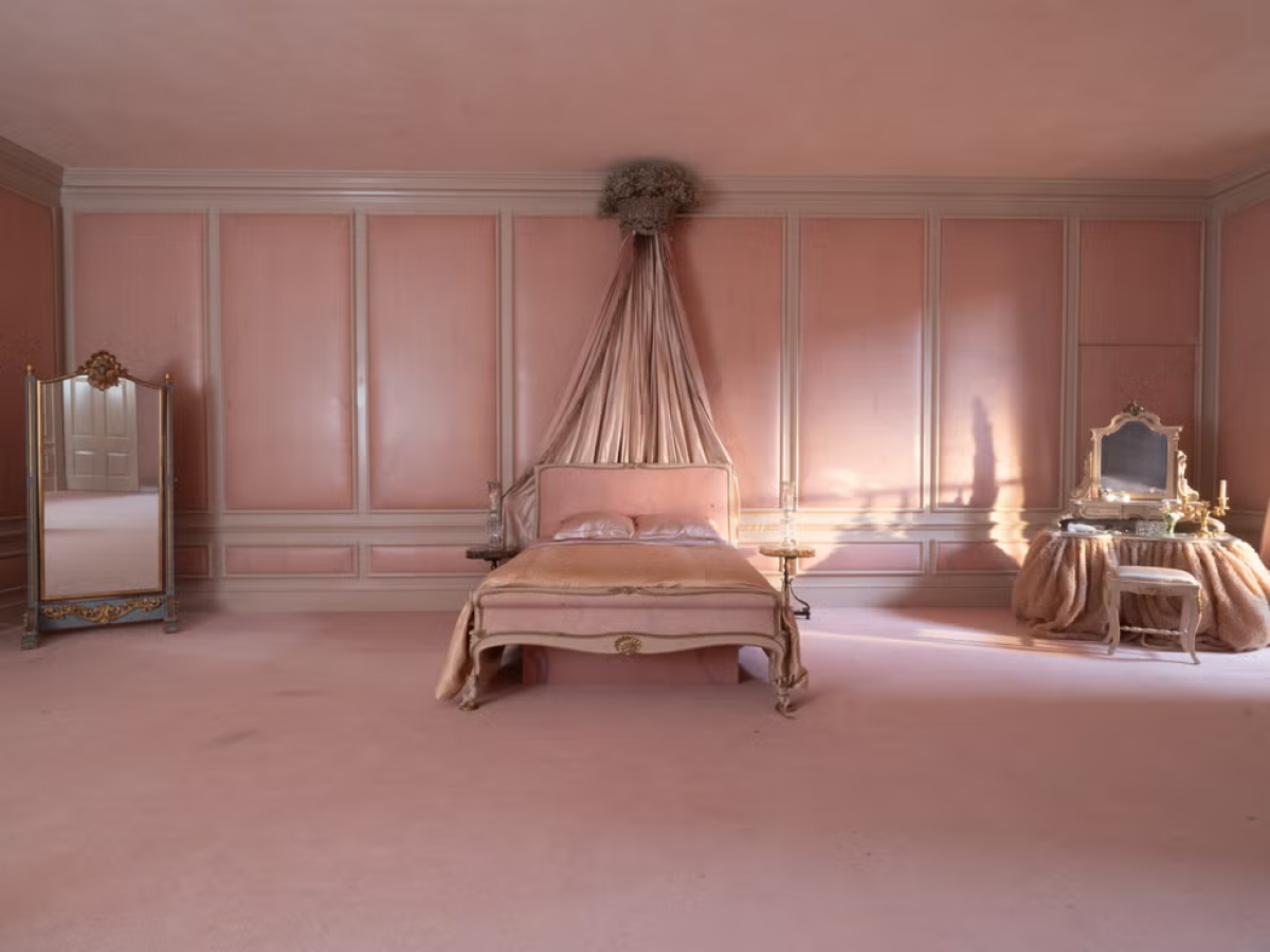 Декорації «Буремного перевалу» спальня Кеті