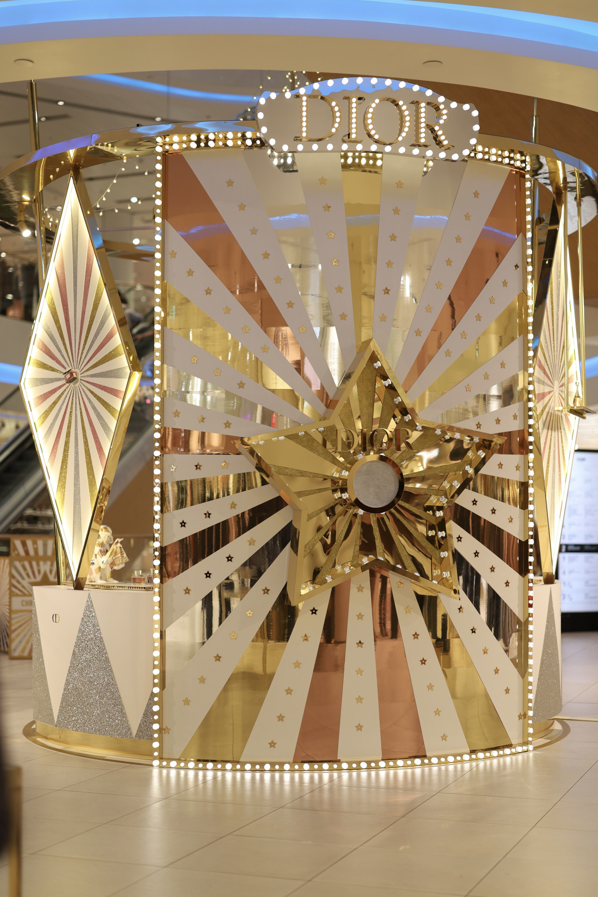 куди піти Київ грудень 2025