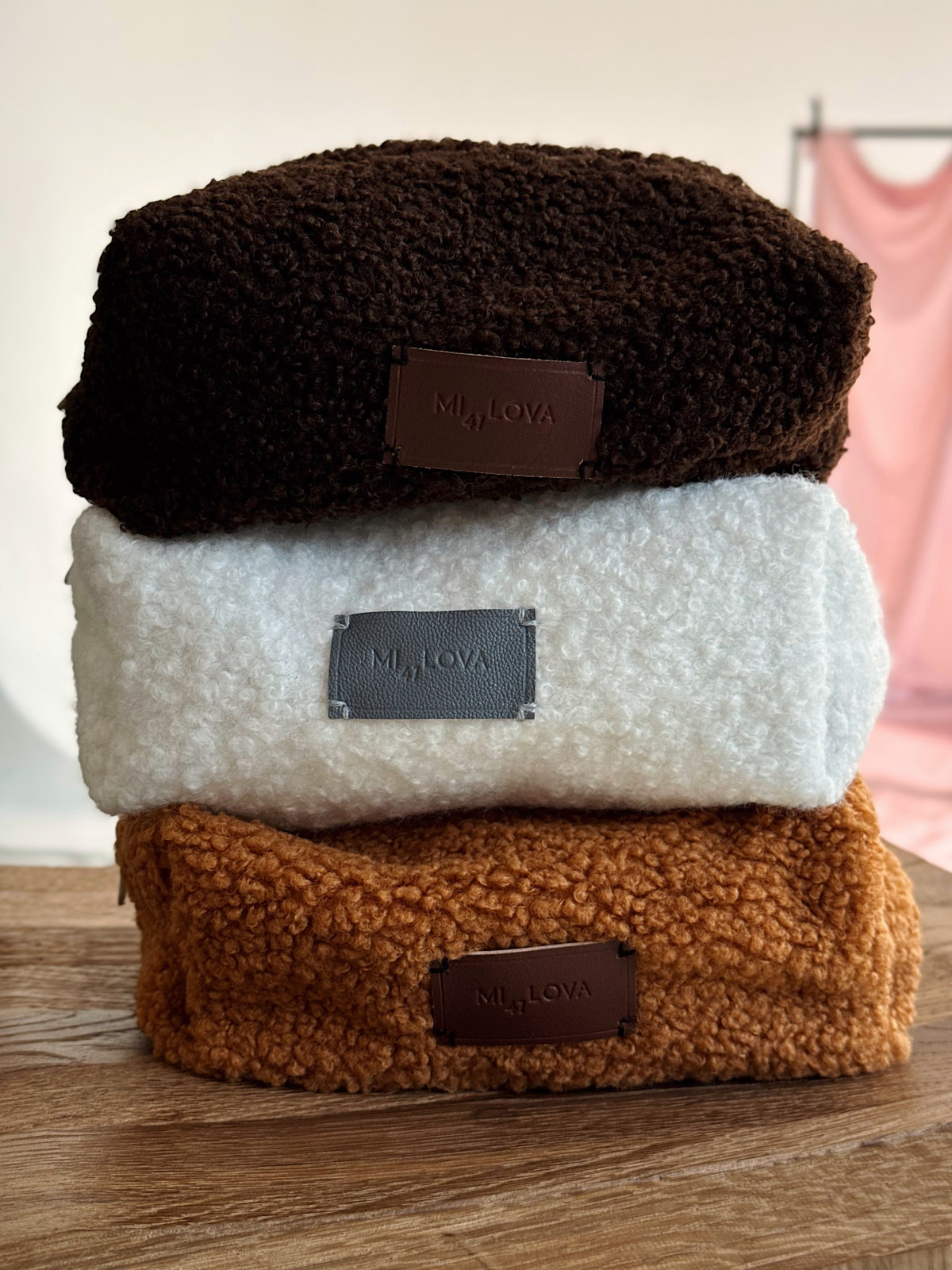 Що краще дарувати на 8 березня