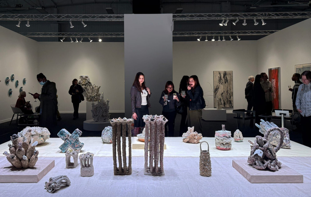 Independent Art Fair, Lisa Yin Zhang/Hyperallergic