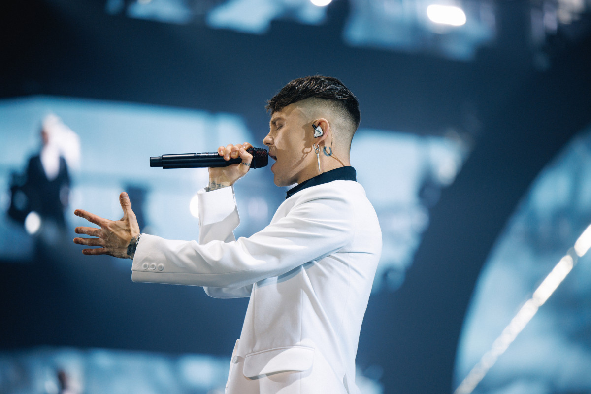 костюми Артема Пивоварова для рекордного шоу в Палаці спорту