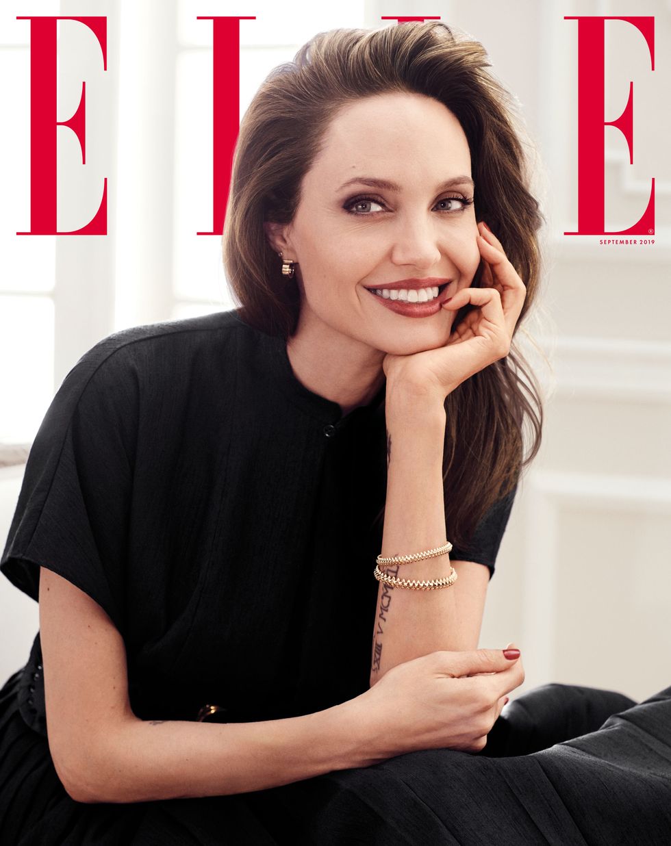 Анджелина Джоли на обложке американского ELLE 