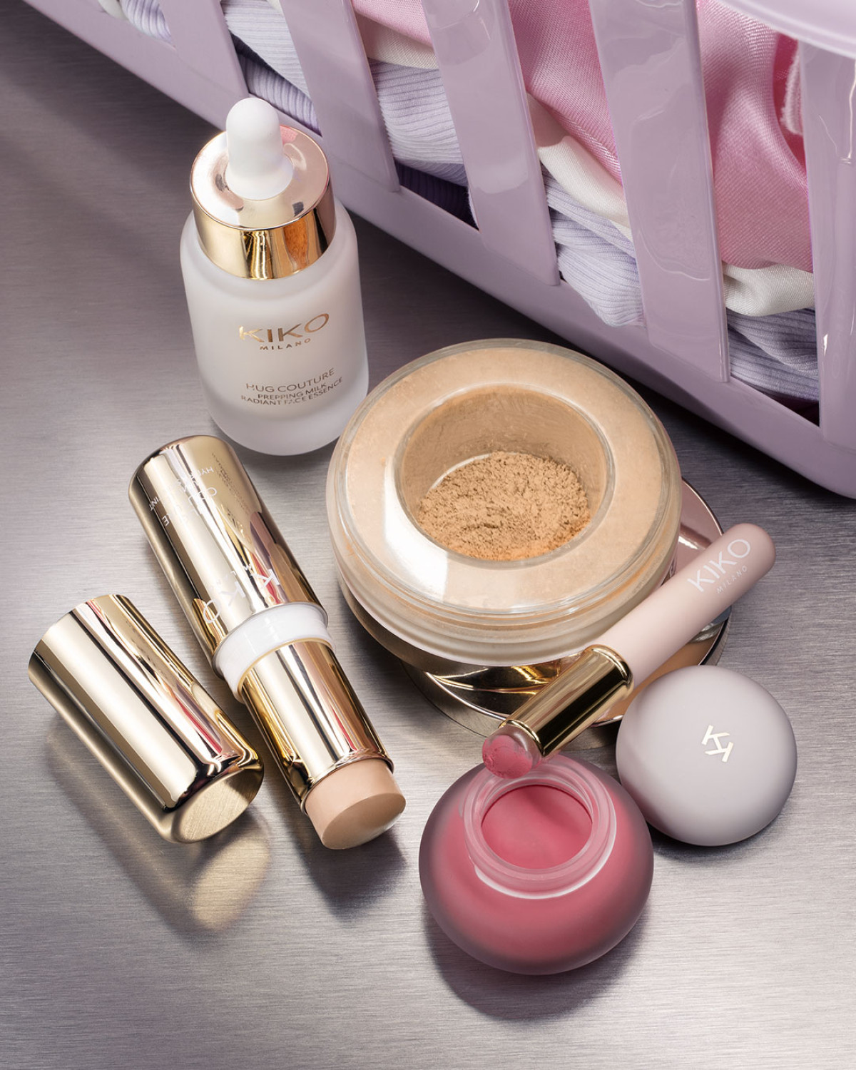 Що краще дарувати на 8 березня до 1000 грн