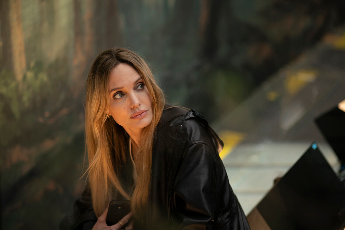 Анджеліна Джолі «Кутюр»