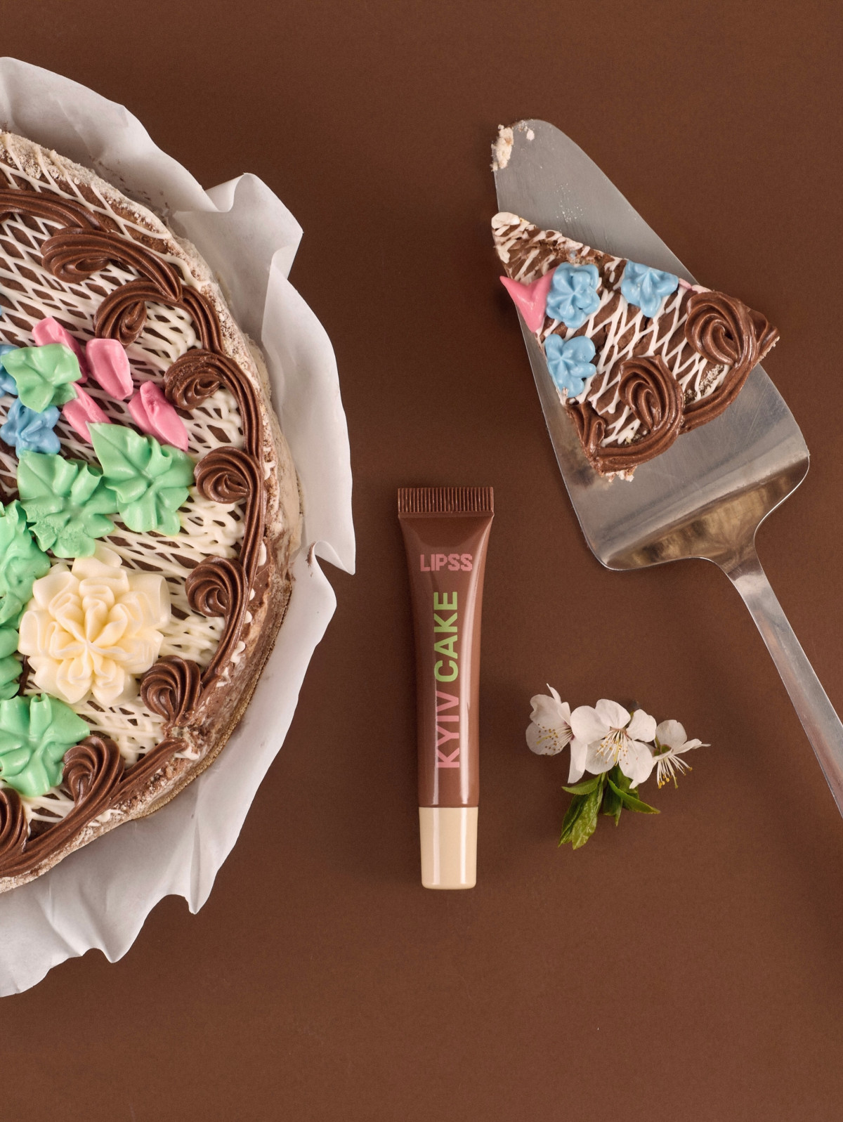 LIPSS Kyiv Cake