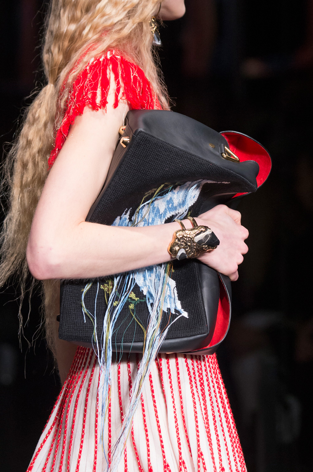 Сумка оверсайз Alexander Mcqueen 