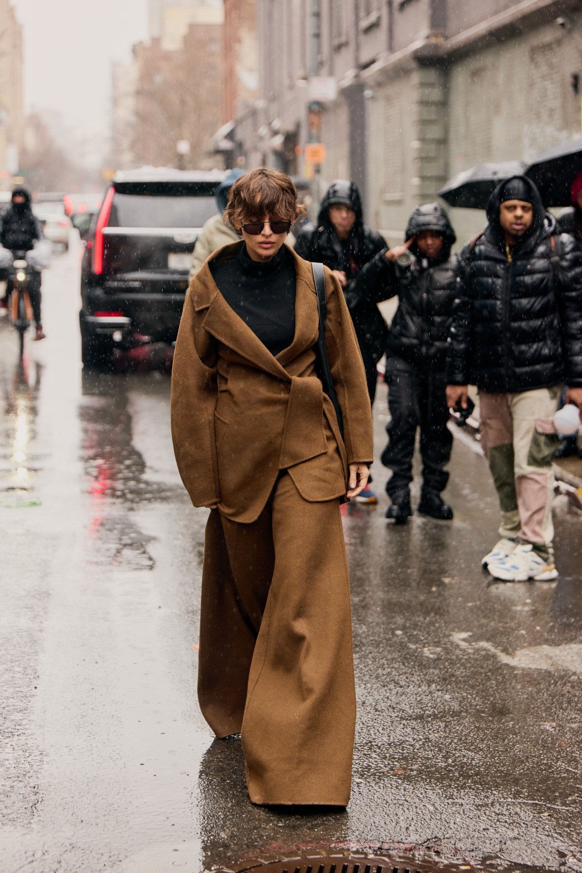 Замшевий коричневий блейзер