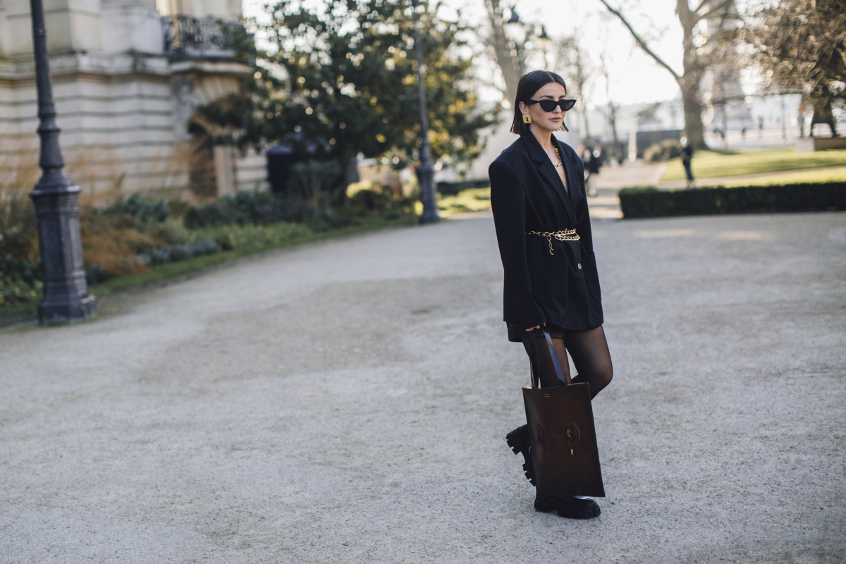 черный тотал лук