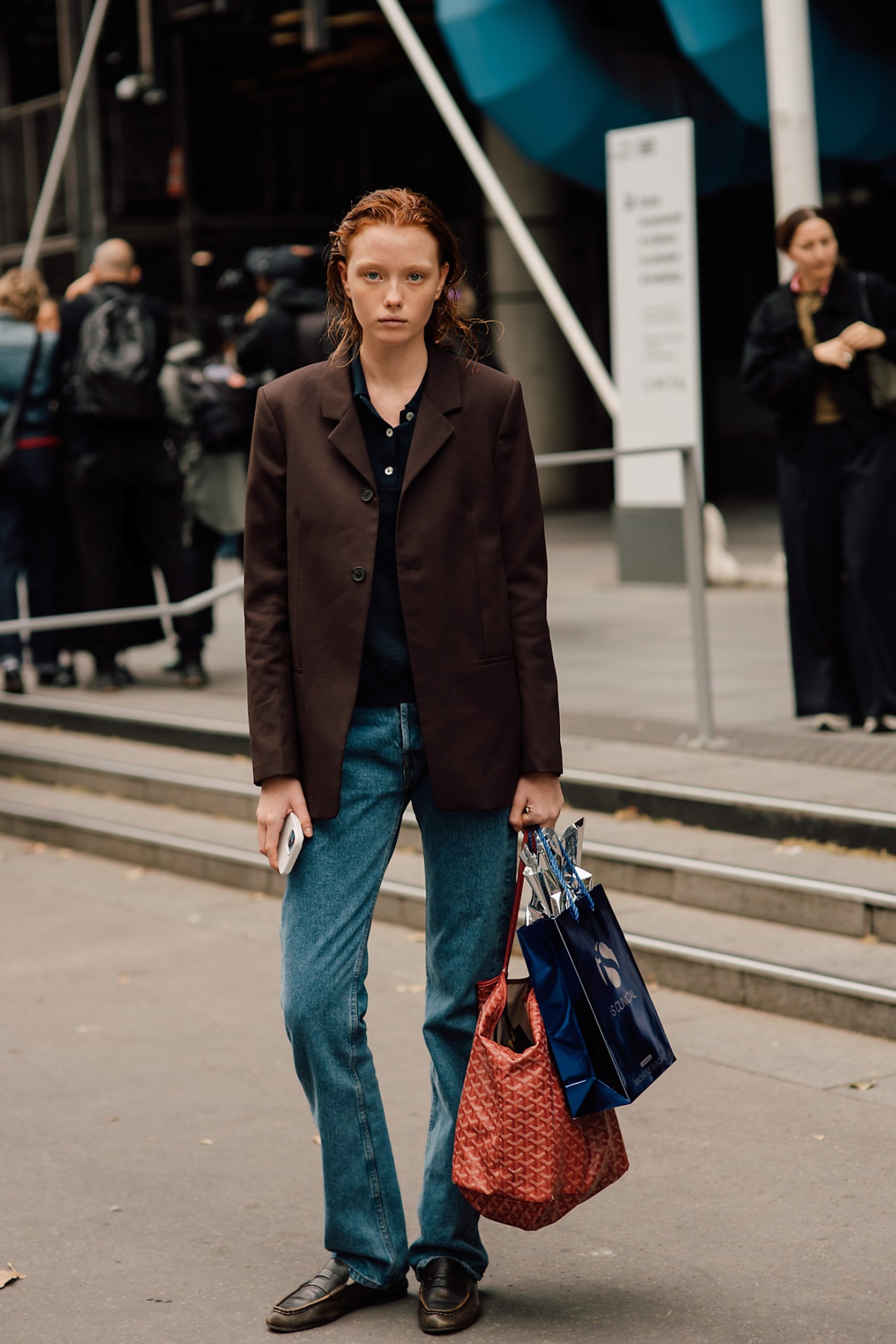 Модні джинси 2026: що купувати і як носити