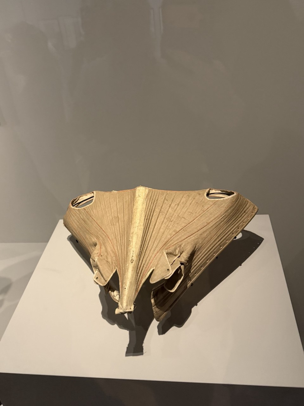 Корсет з китової кістки другої половини XVIII ст.