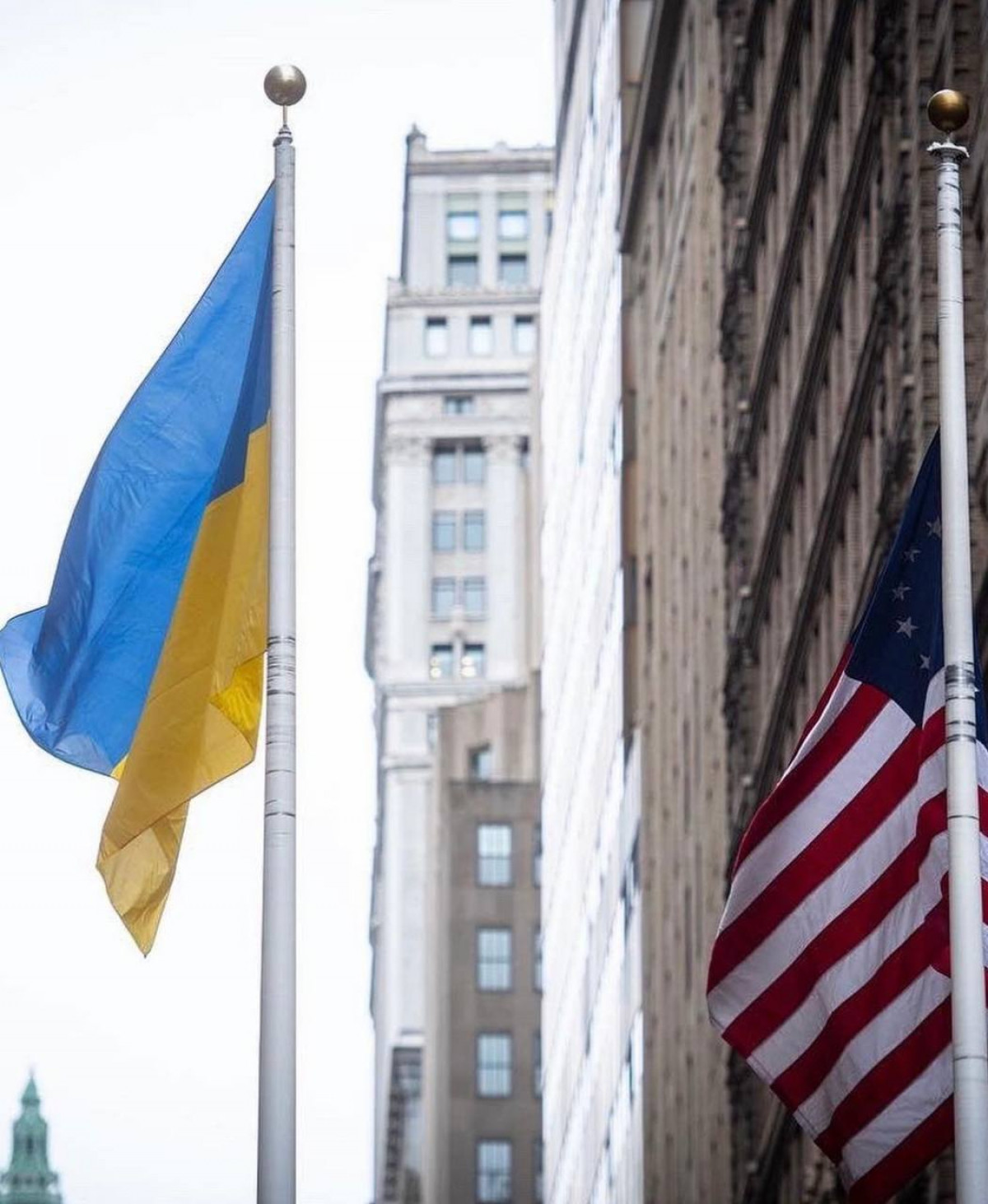 Український прапор майорітиме у центрі Нью-Йорку до дня перемоги 