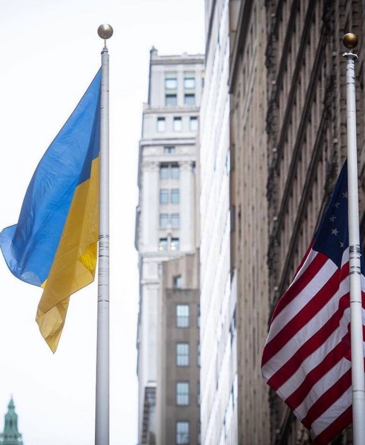 Украинский флаг будет развеваться в центре Нью-Йорка до дня победы 