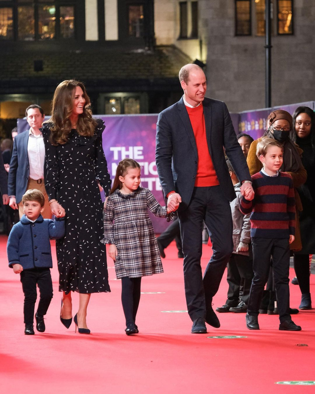 Кейт Міддлтон і принц Вільям з дітьми
