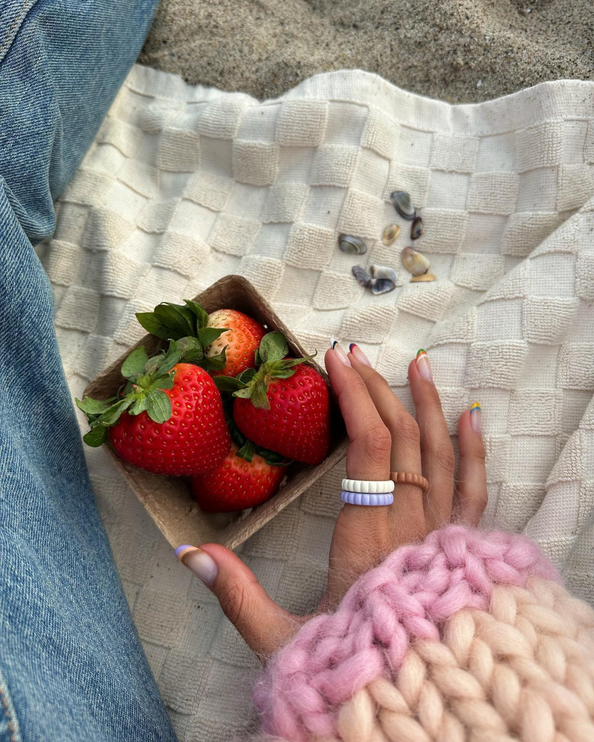 модный маникюр весна 2024