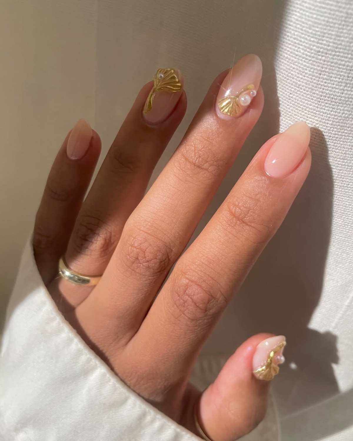 модний весняний манікюр 2026 фото 10