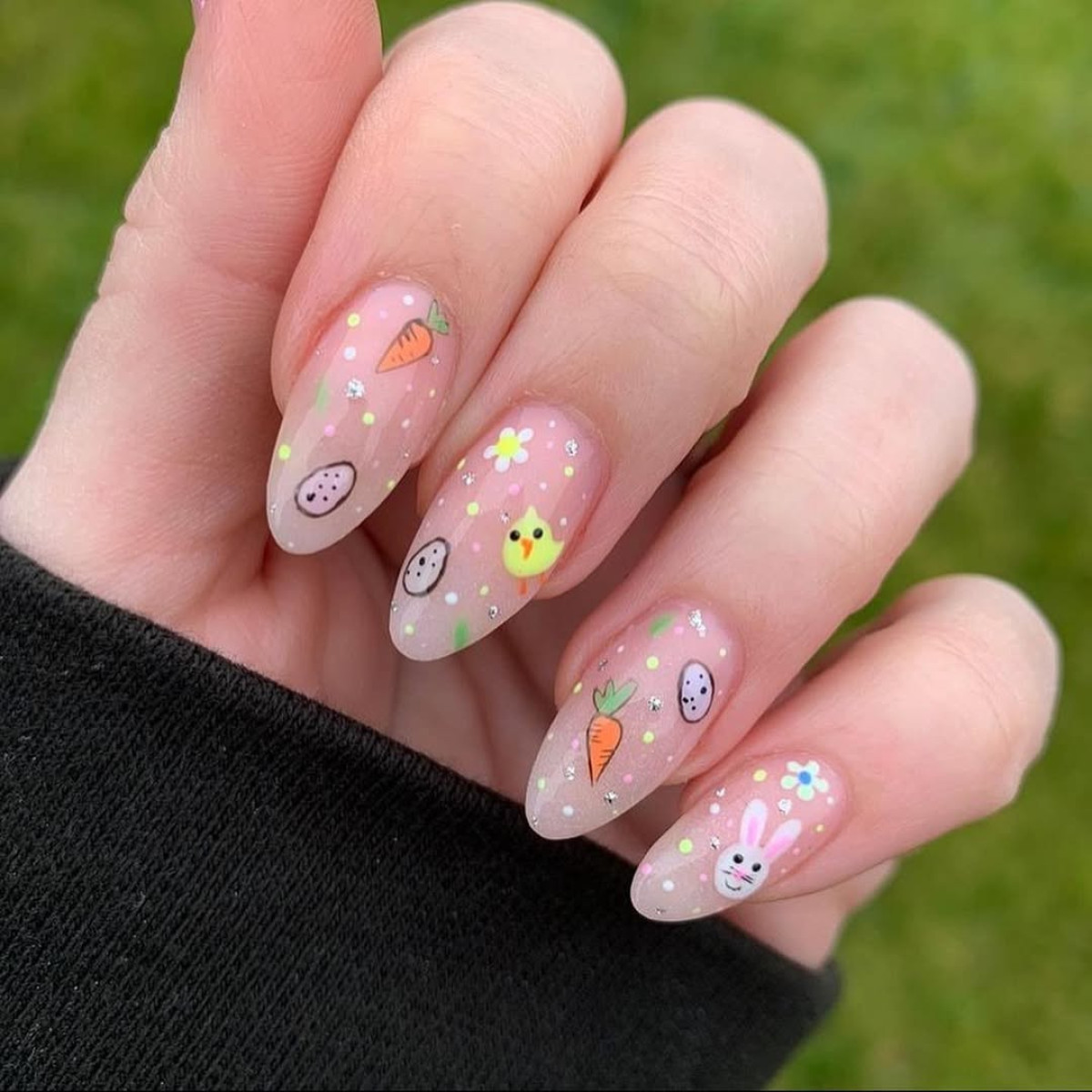 модний весняний манікюр 2026 фото 13