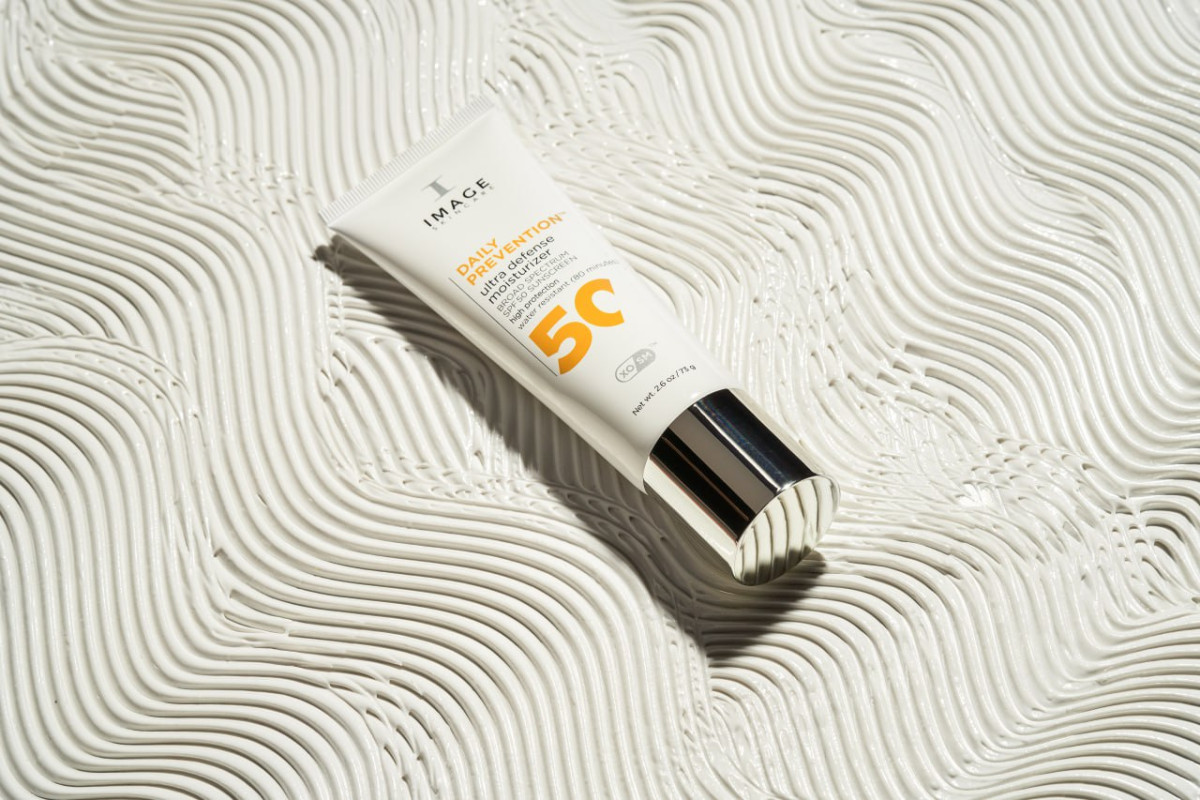 Який сонцезахисний крем краще?