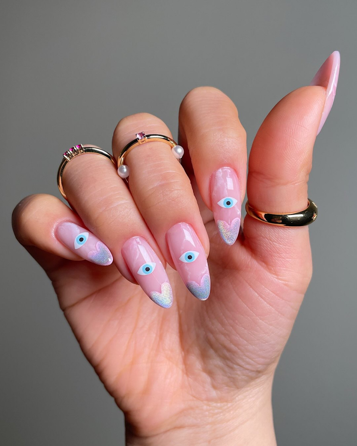 Найкрасивіші ідеї манікюру на День святого Валентина 2026 фото 1