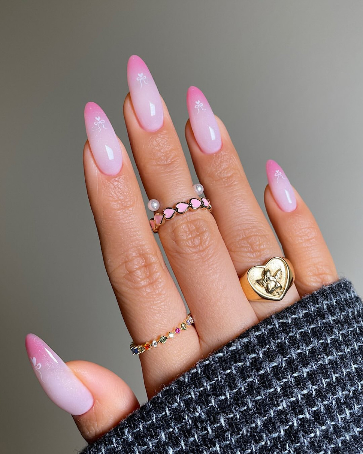 манікюр 14 лютого 2026