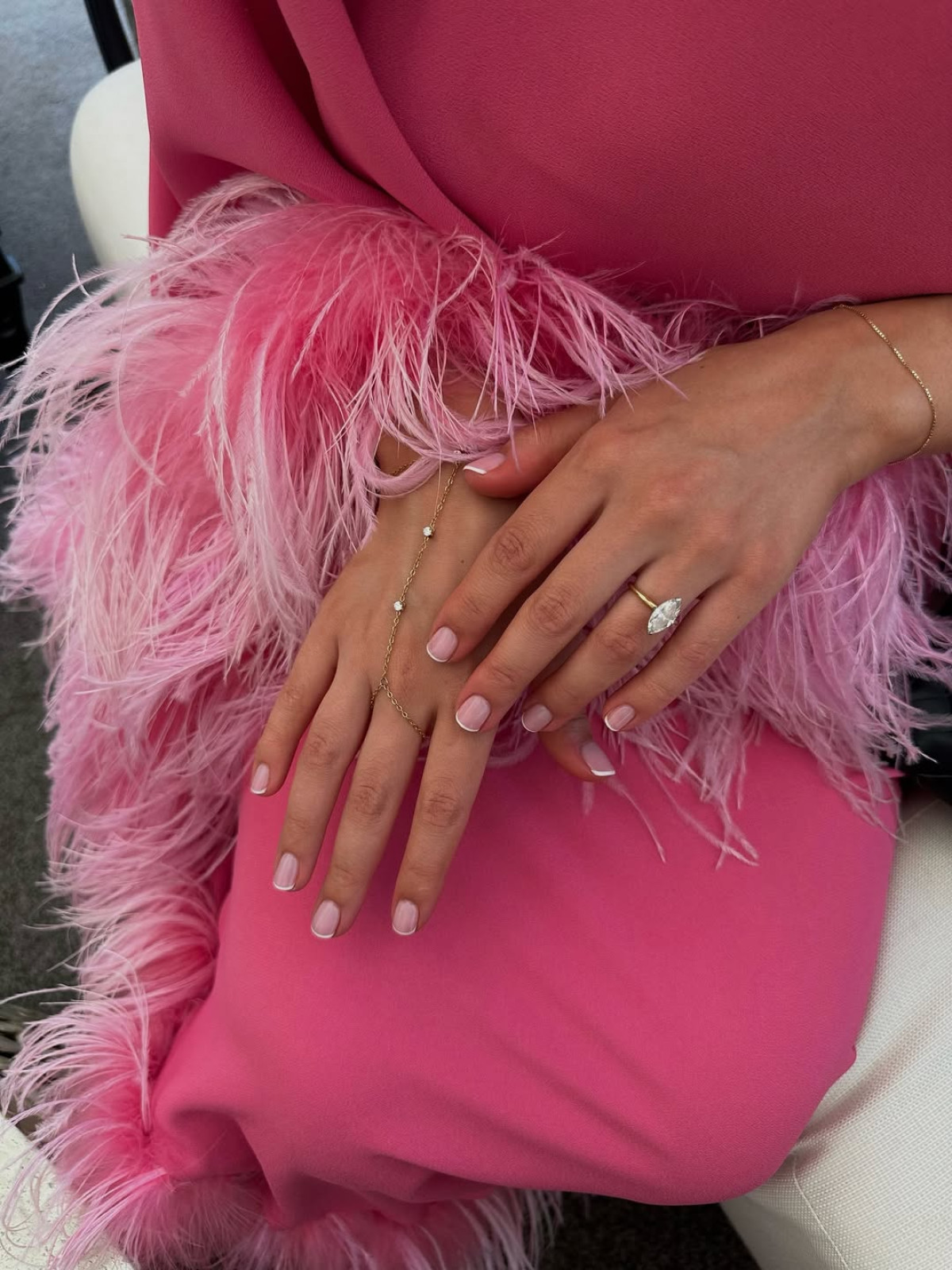 10 стильних ідей манікюру до Дня святого Валентина