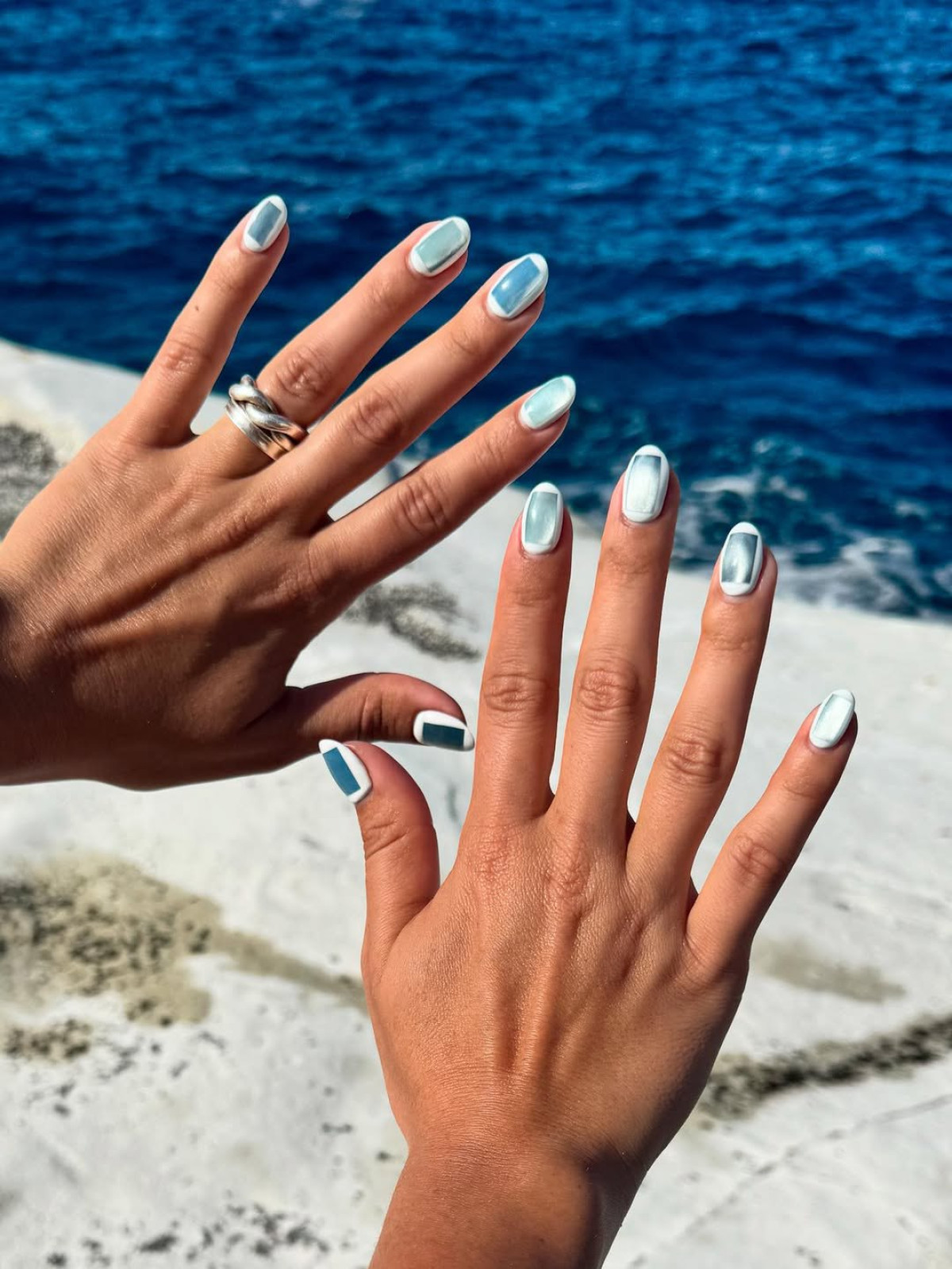 хало манікюр 