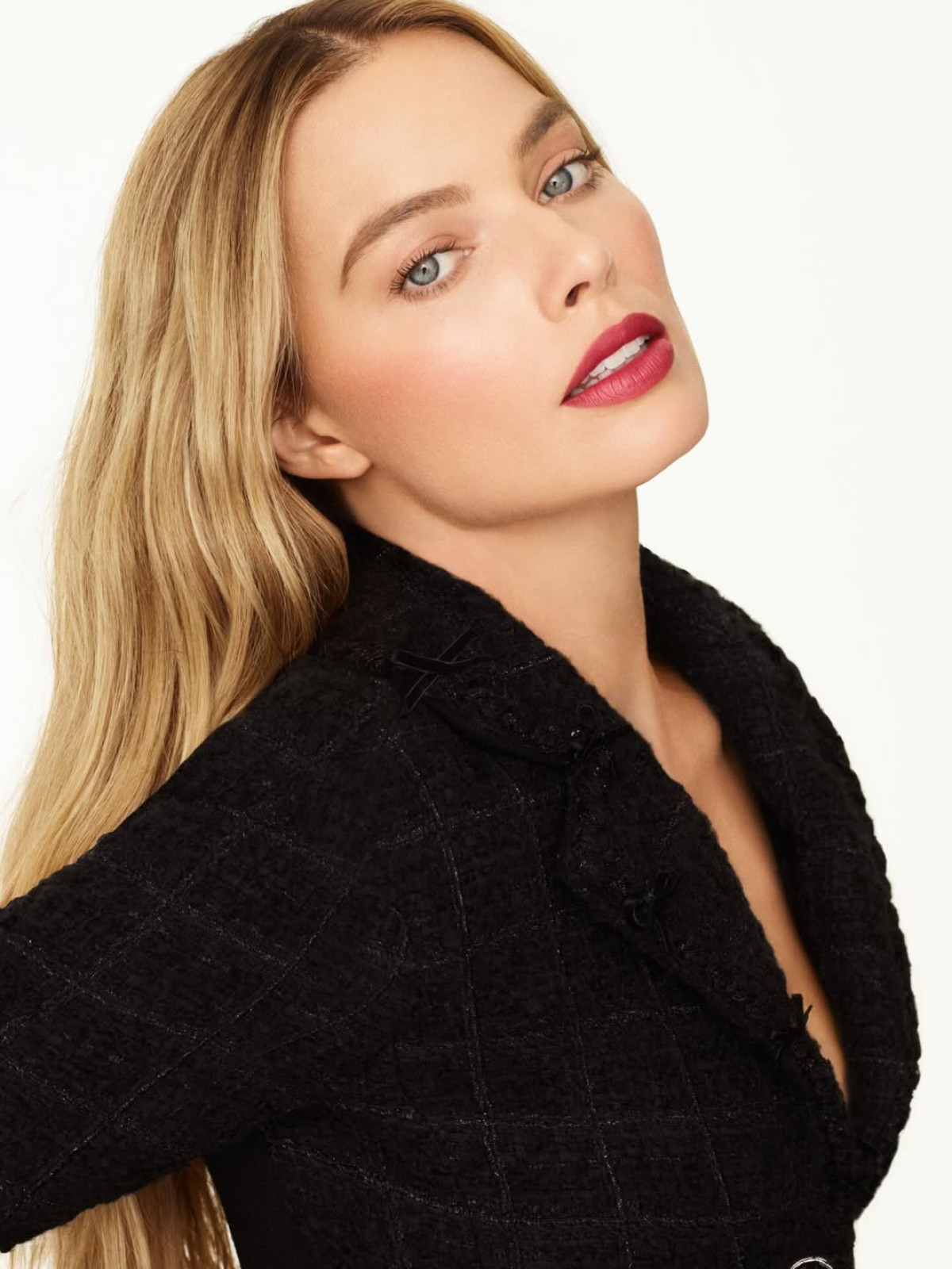 Тінт для губ або помада: що обрати навесні 2026