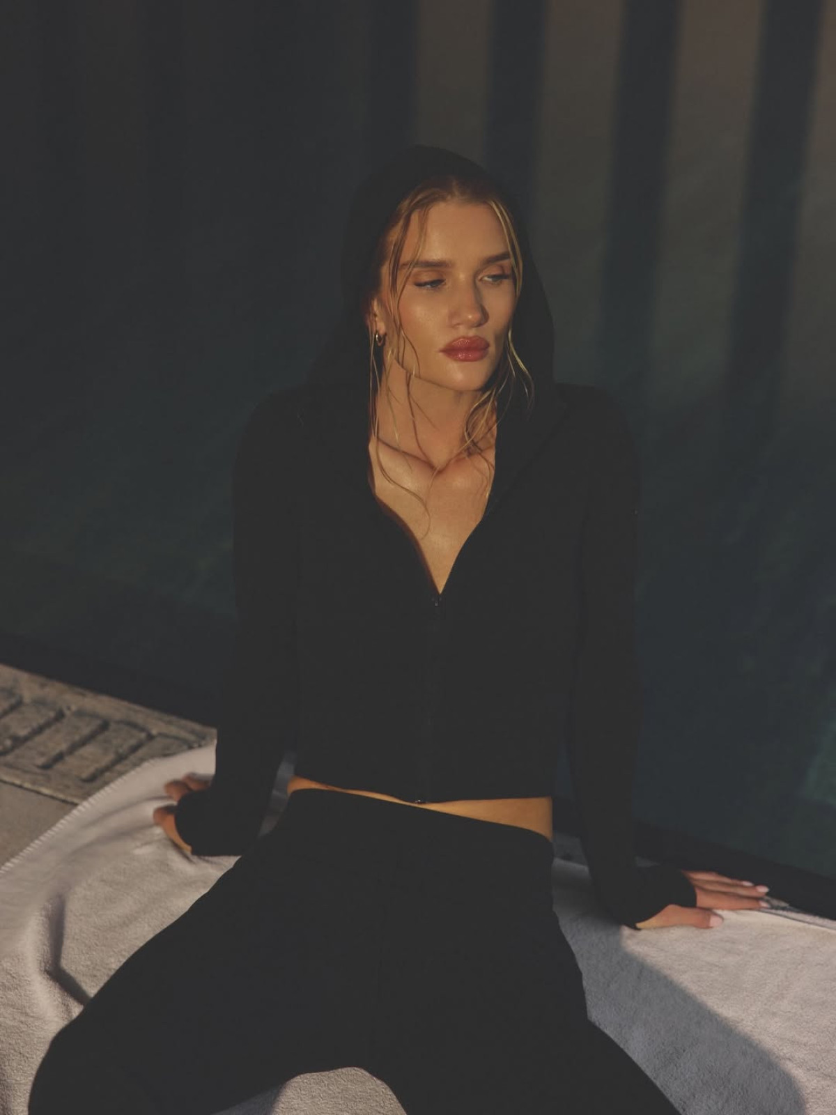 Чи можна займатися спортом з макіяжем