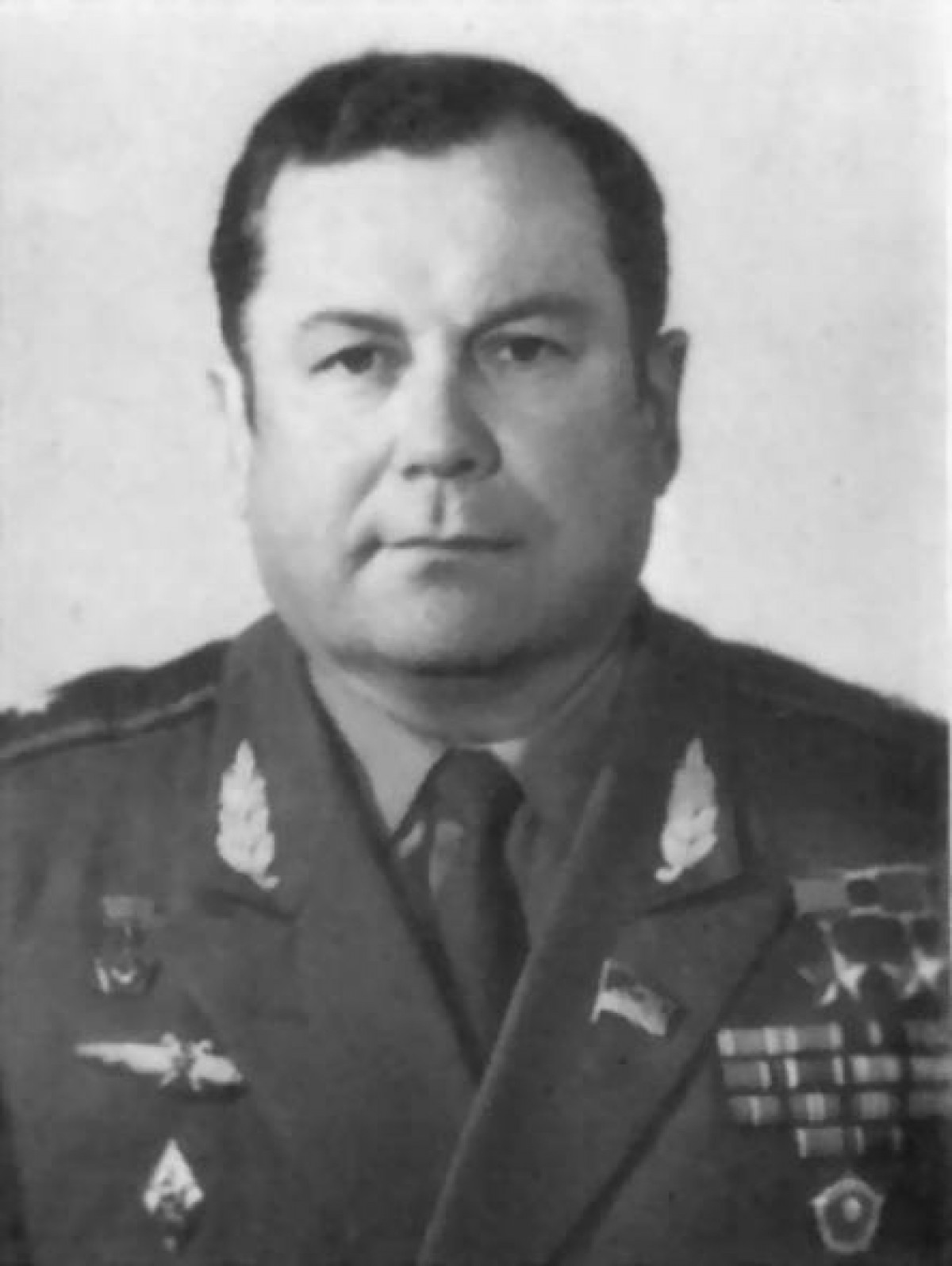Павло Попович 