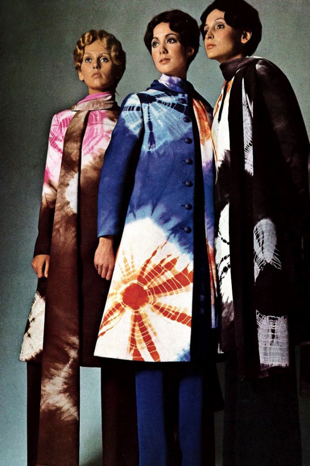 Как носить вещи в технике Tie Dye