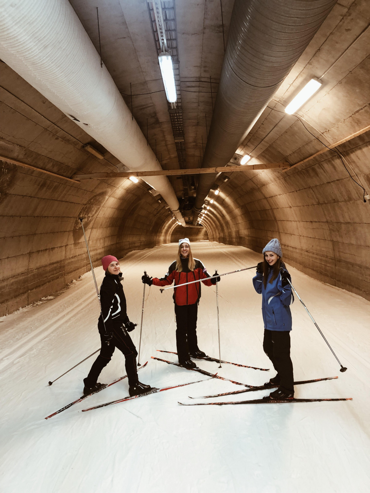 снежный туннель