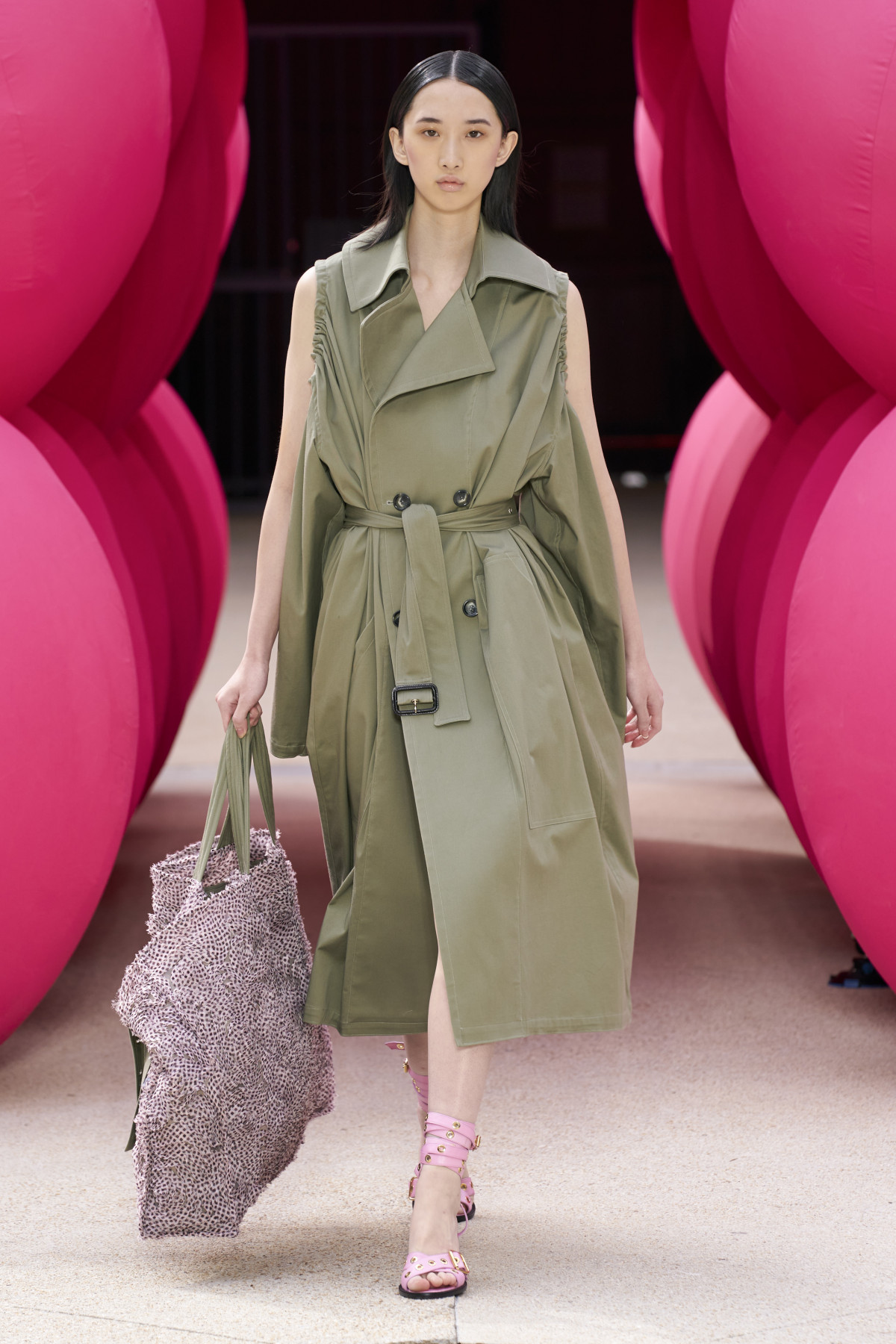 тренч весна 2022