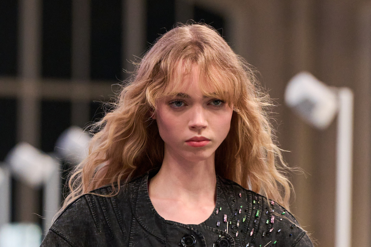 Які продукти наносити на шкіру під час створення макіяжу